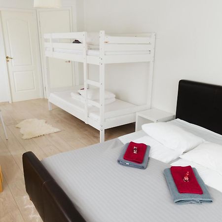 Konrad Family Guesthouse Κουρεσάαρε Εξωτερικό φωτογραφία