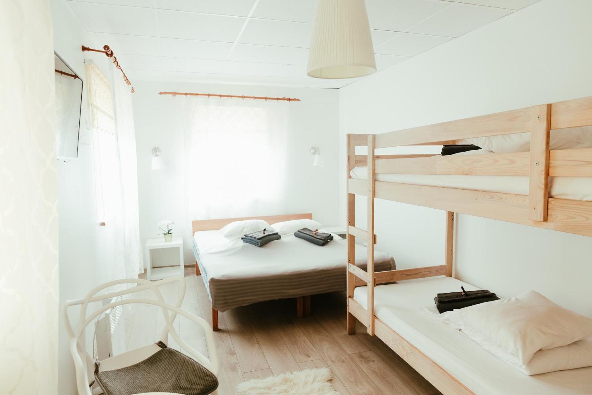 Konrad Family Guesthouse Κουρεσάαρε Εξωτερικό φωτογραφία